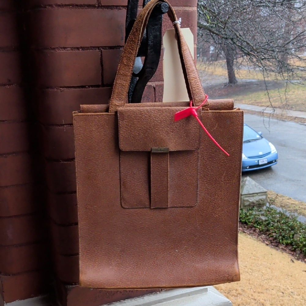 RARE Upright Unisex Yves Saint Laurent Elegant Brown Textured Leather Tote Bag